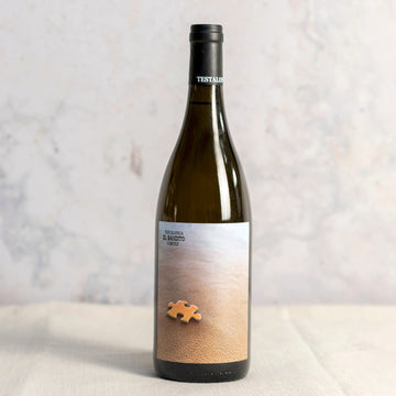 A 75cl bottle of El Bandito Cortez chenin blanc white wine.