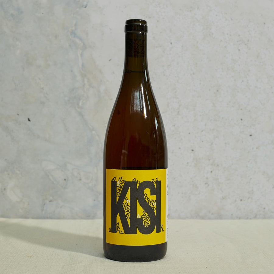 A 75cl bottle of Pheasant's Tears 'Kisi' skin contact orange wine.